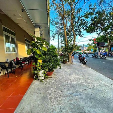 Khach San Minh Thang Chi Khu Co Ong エクステリア 写真